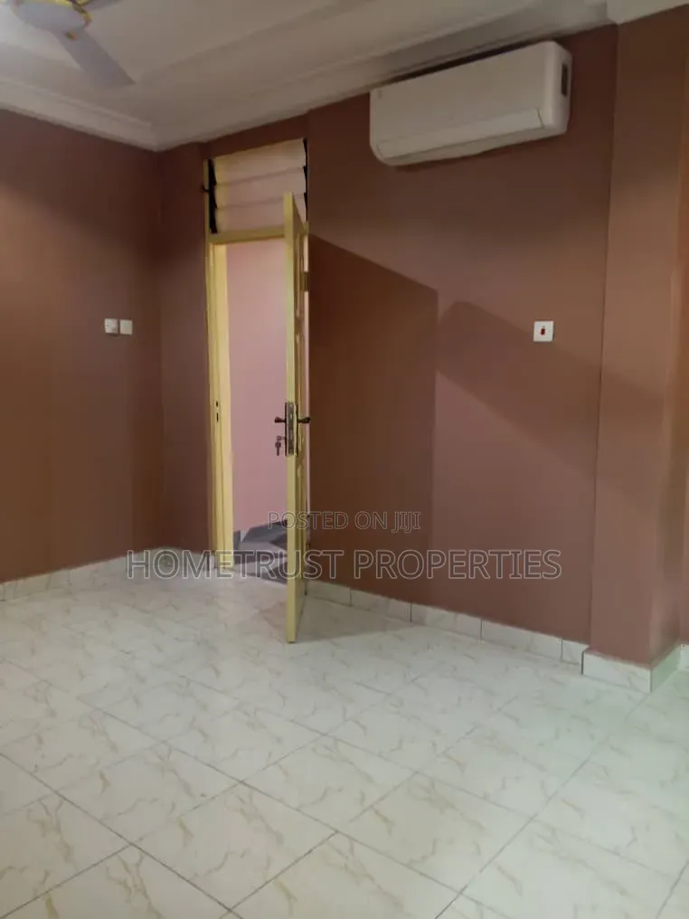 2bdrm Apartment in Pokuase Ayawoso for rent