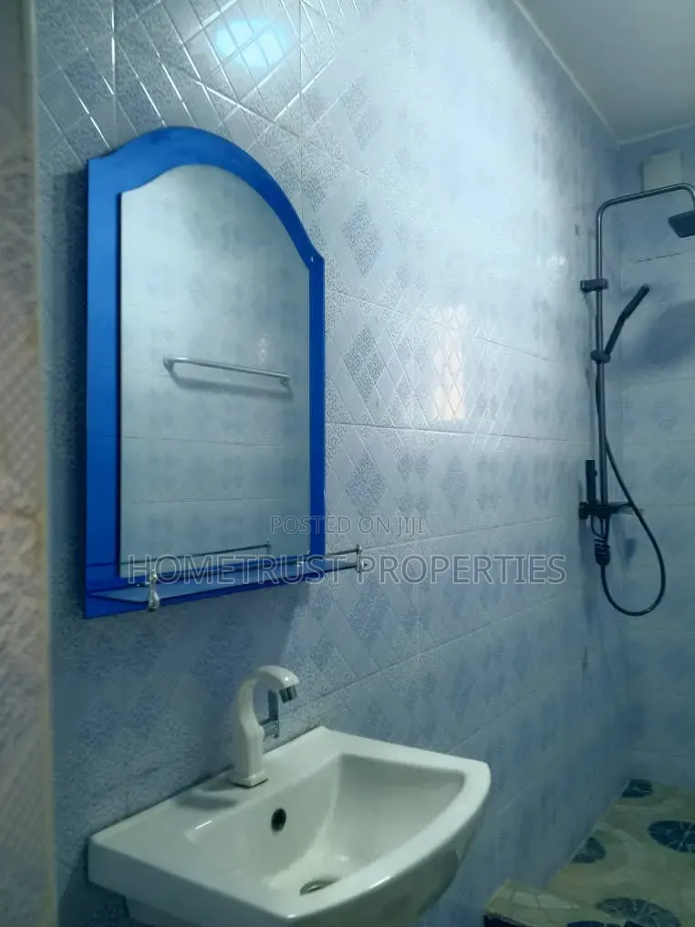 2bdrm Apartment in Pokuase Ayawoso for rent