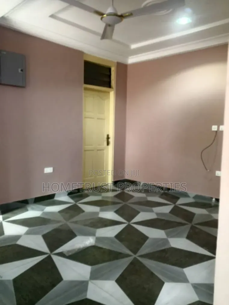 2bdrm Apartment in Pokuase Ayawoso for rent