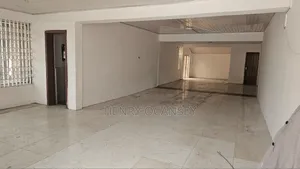 Shops or Office Spaces for Rent - Oxford Street