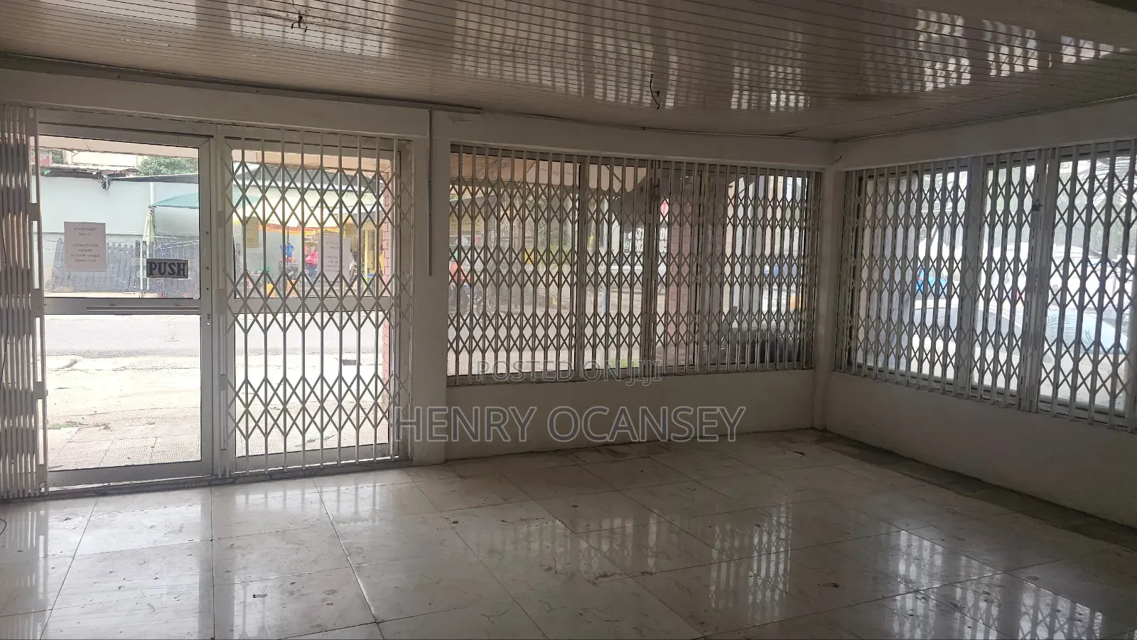 Shops or Office Spaces for Rent - Oxford Street