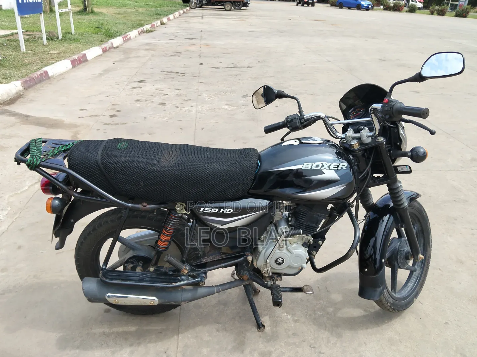 Bajaj Boxer 150 UG 2025 Black