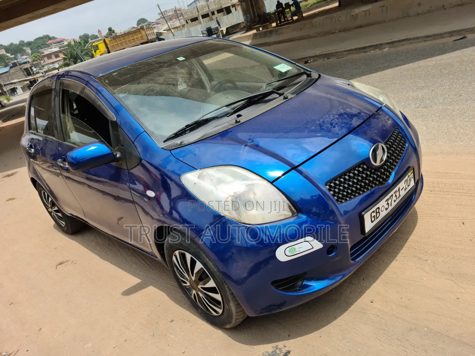 Toyota Vitz 2010 Blue