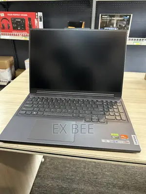 Laptop Lenovo Legion 5 16GB AMD Ryzen 5 SSD 512GB
