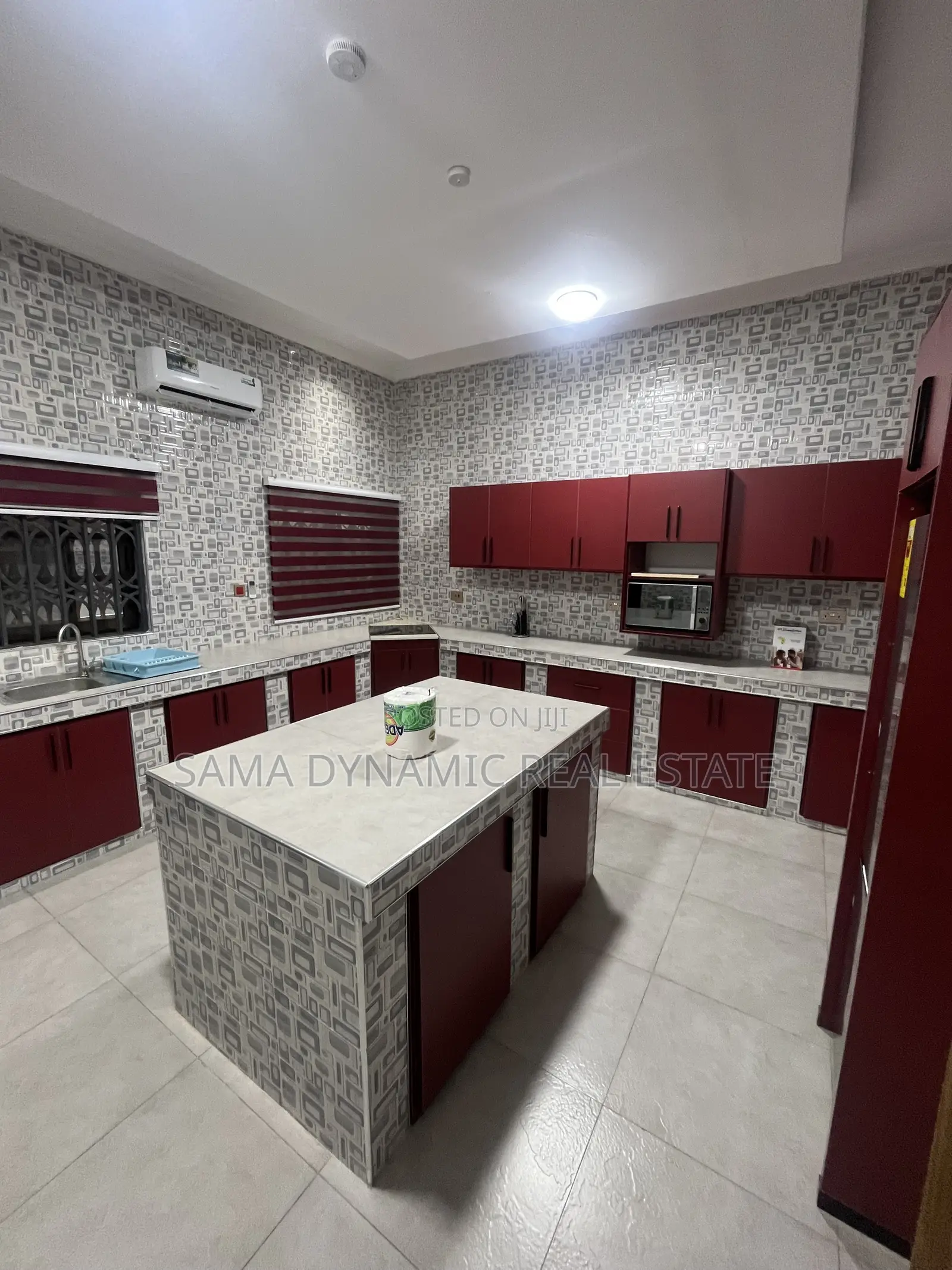 Furnished 4bdrm Apartment in Tseaddo for rent