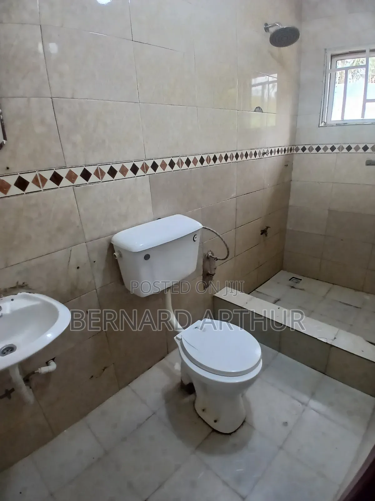 4bdrm House in Bernard, Pokuase for rent