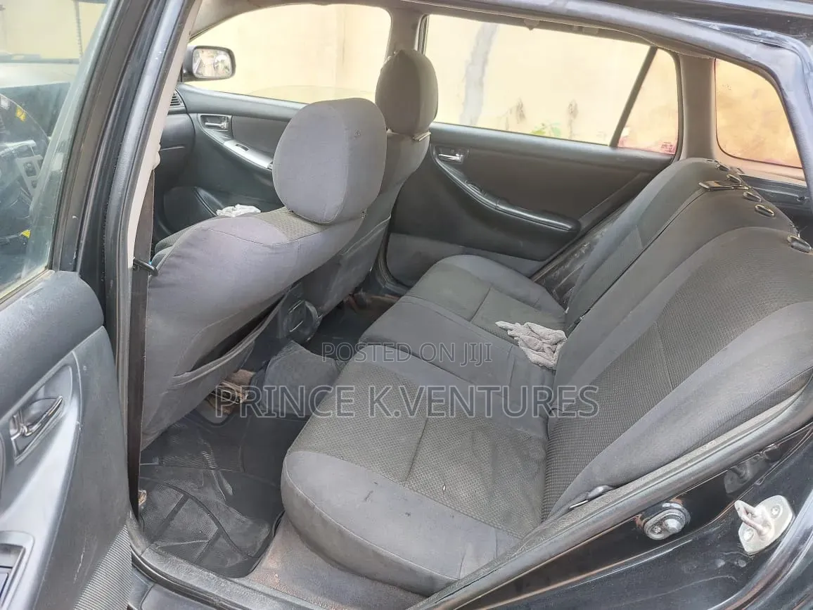 Toyota Corolla 2005 Black