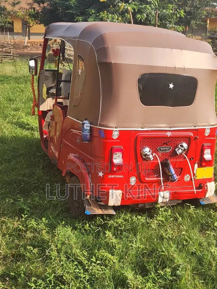 New Bajaj RE 2026 Red