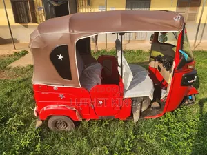 New Bajaj RE 2026 Red
