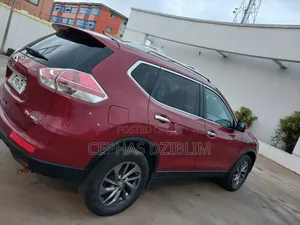Nissan Rogue 2017 Red
