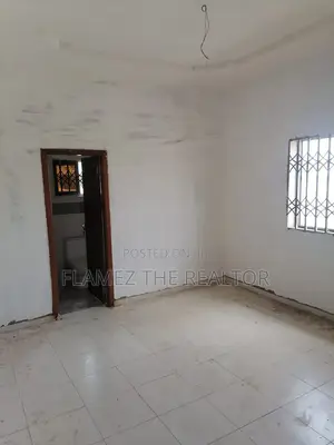 3bdrm House in Opah Estate, Amasaman for sale