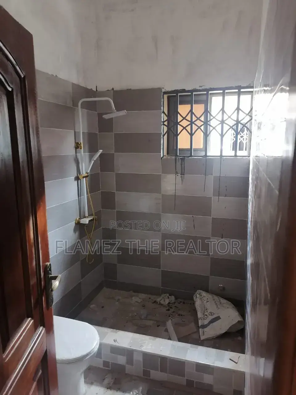 3bdrm House in Opah Estate, Amasaman for sale