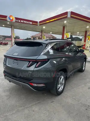 Hyundai Tucson Limited 2022 Green
