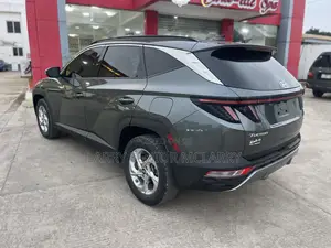 Hyundai Tucson Limited 2022 Green