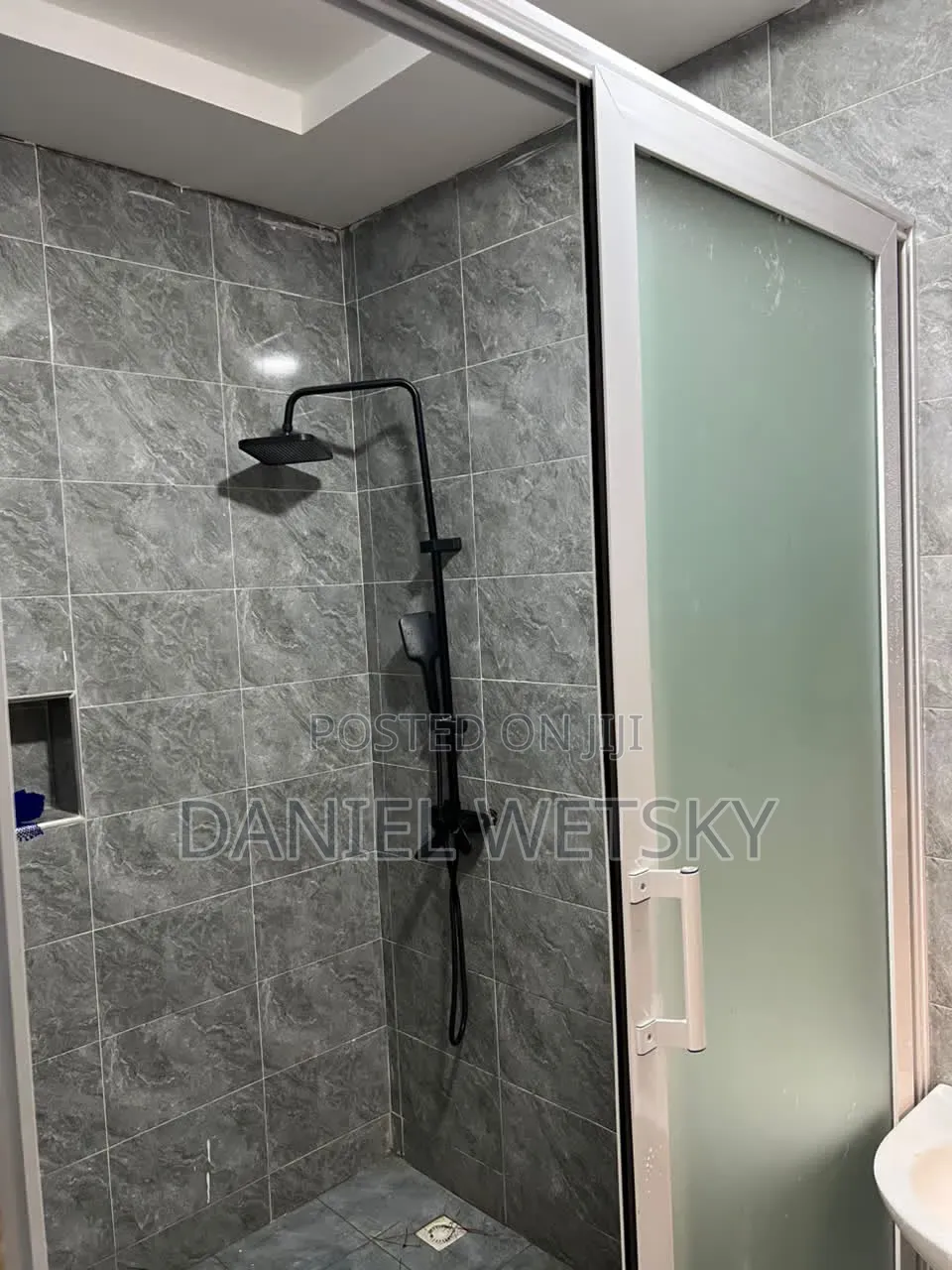 3bdrm House in Pokuase for rent