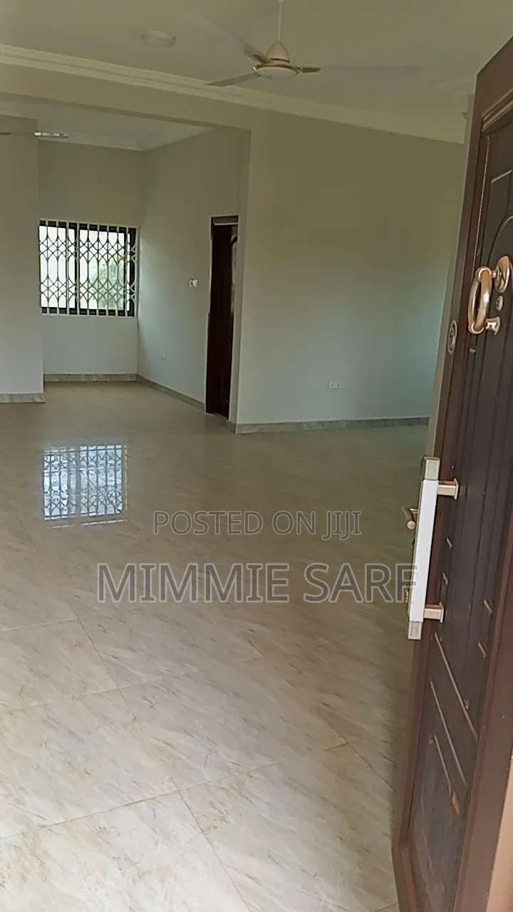 2bdrm Apartment in Marikey, Frafraha for rent