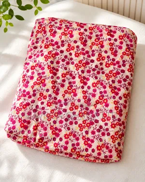Quality Double Bed Bedsheets With 4 Pillow Cases