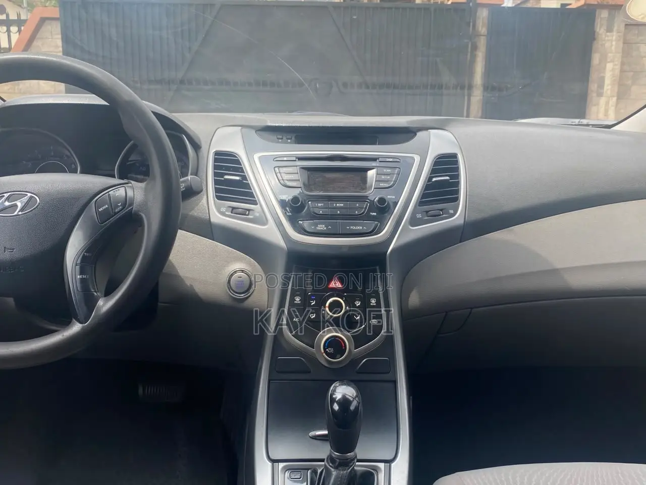 Hyundai Elantra SE 4dr Sedan (1.8L 4cyl 6A) 2015 Brown