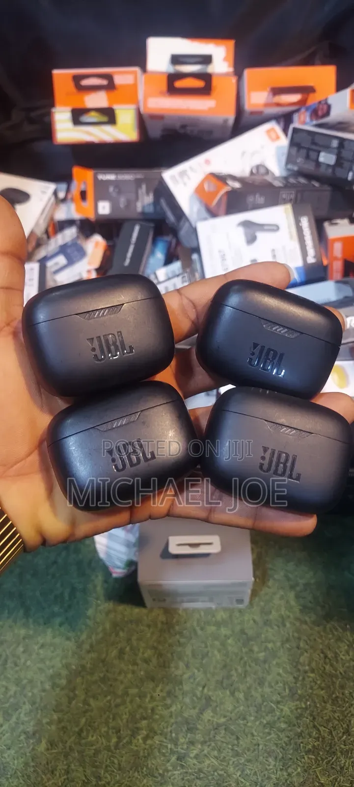 JBL Tune235nc TWS