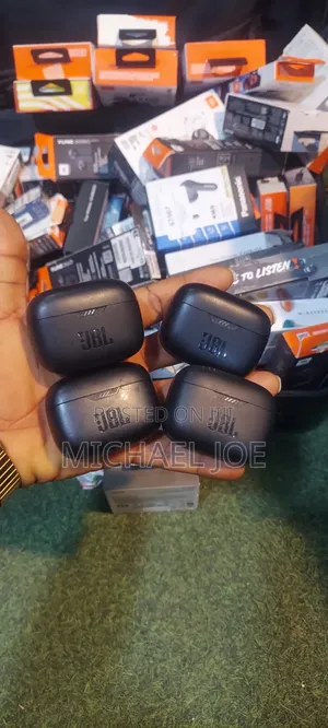 JBL Tune235nc TWS