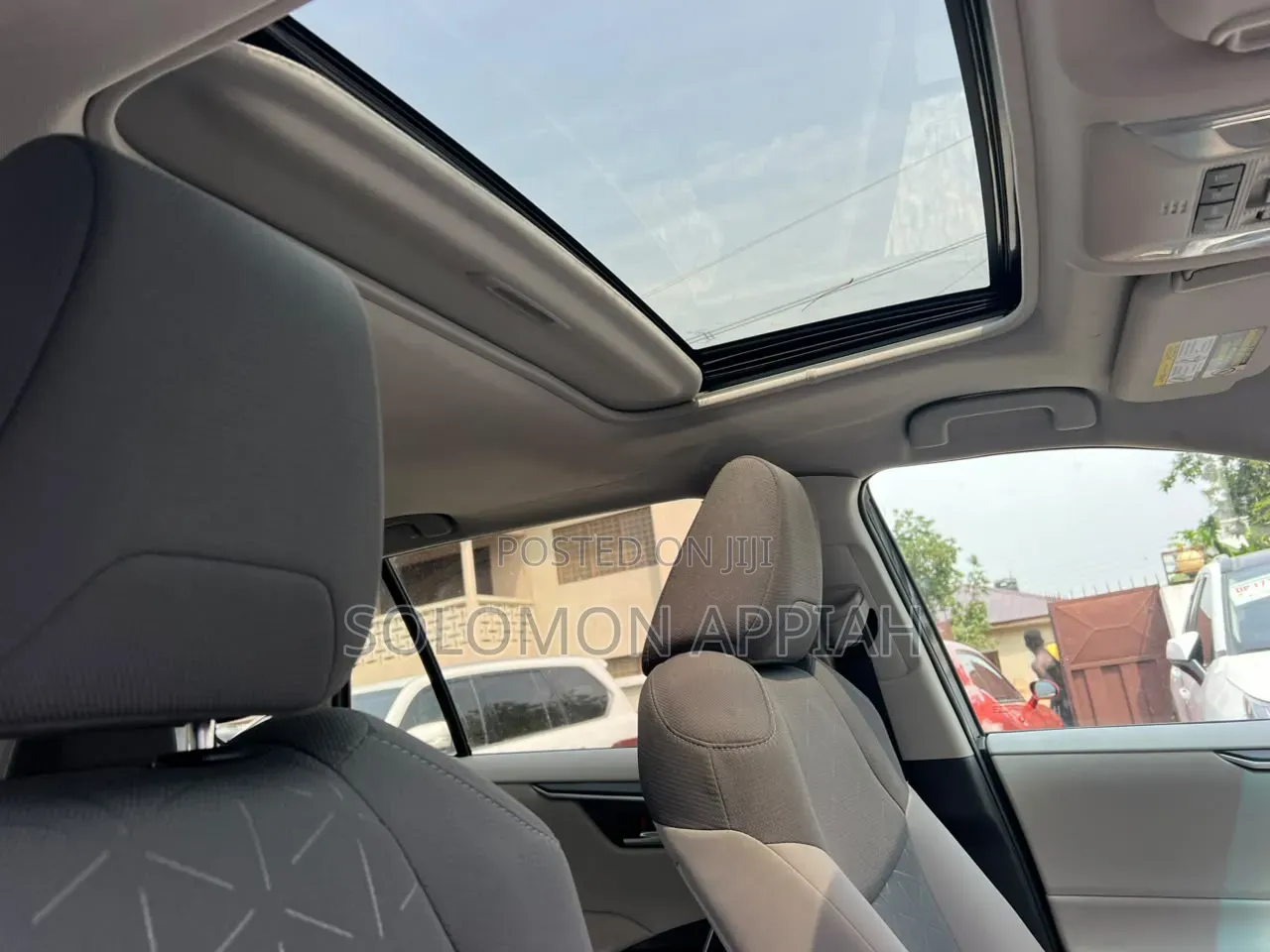 Toyota RAV4 2021 Blue