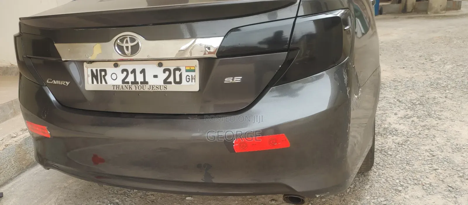 Toyota Camry SE 4dr Sedan (2.5L 4cyl 6A) 2013 Gray