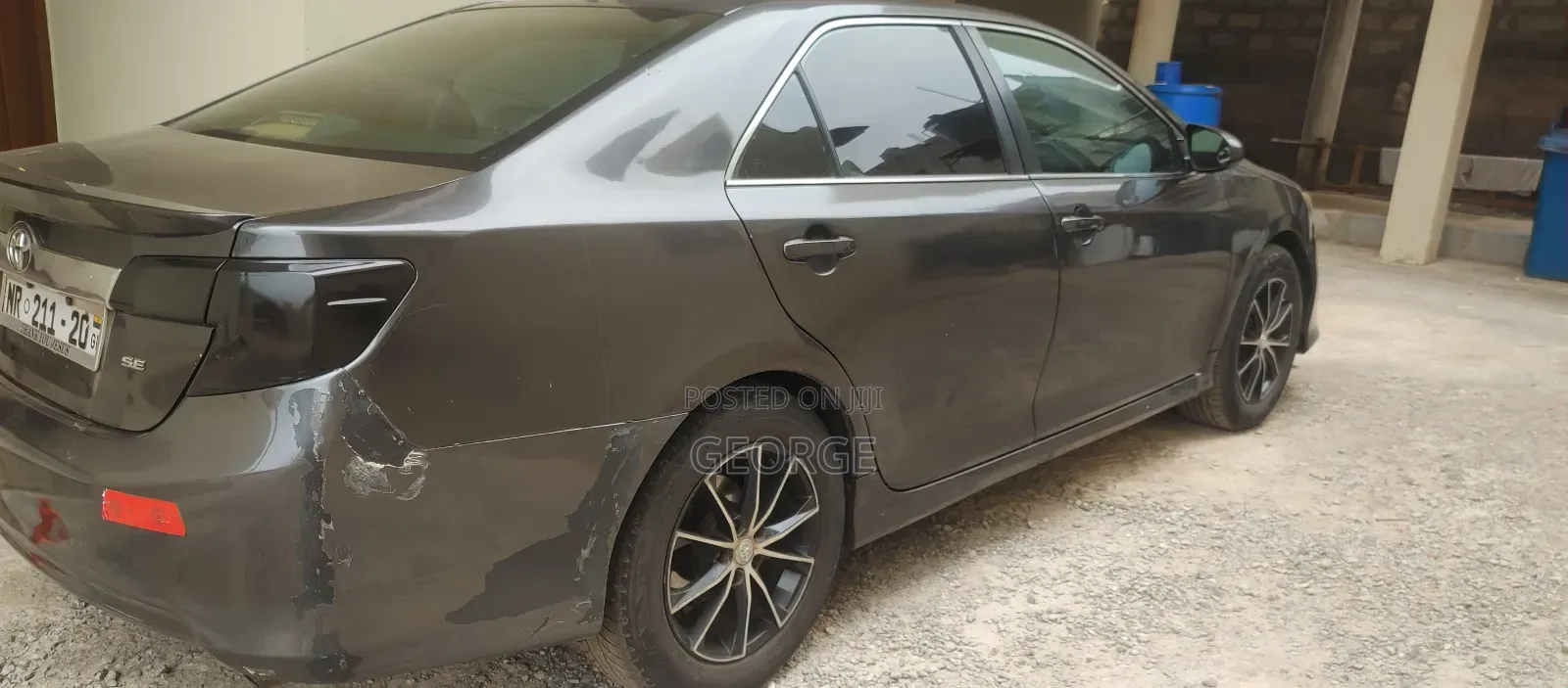 Toyota Camry SE 4dr Sedan (2.5L 4cyl 6A) 2013 Gray
