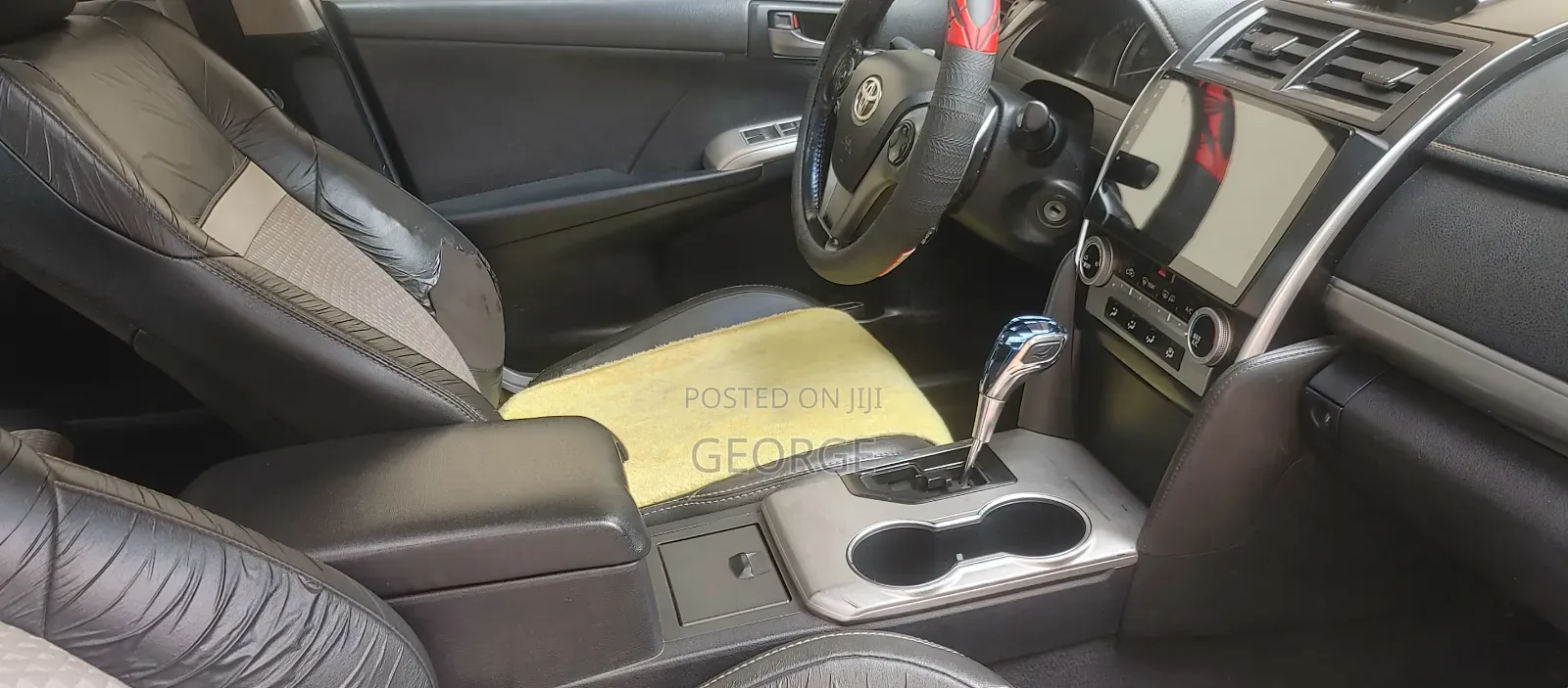 Toyota Camry SE 4dr Sedan (2.5L 4cyl 6A) 2013 Gray