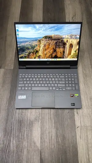 Laptop HP Victus 15 16GB AMD Ryzen 5 SSD 1T