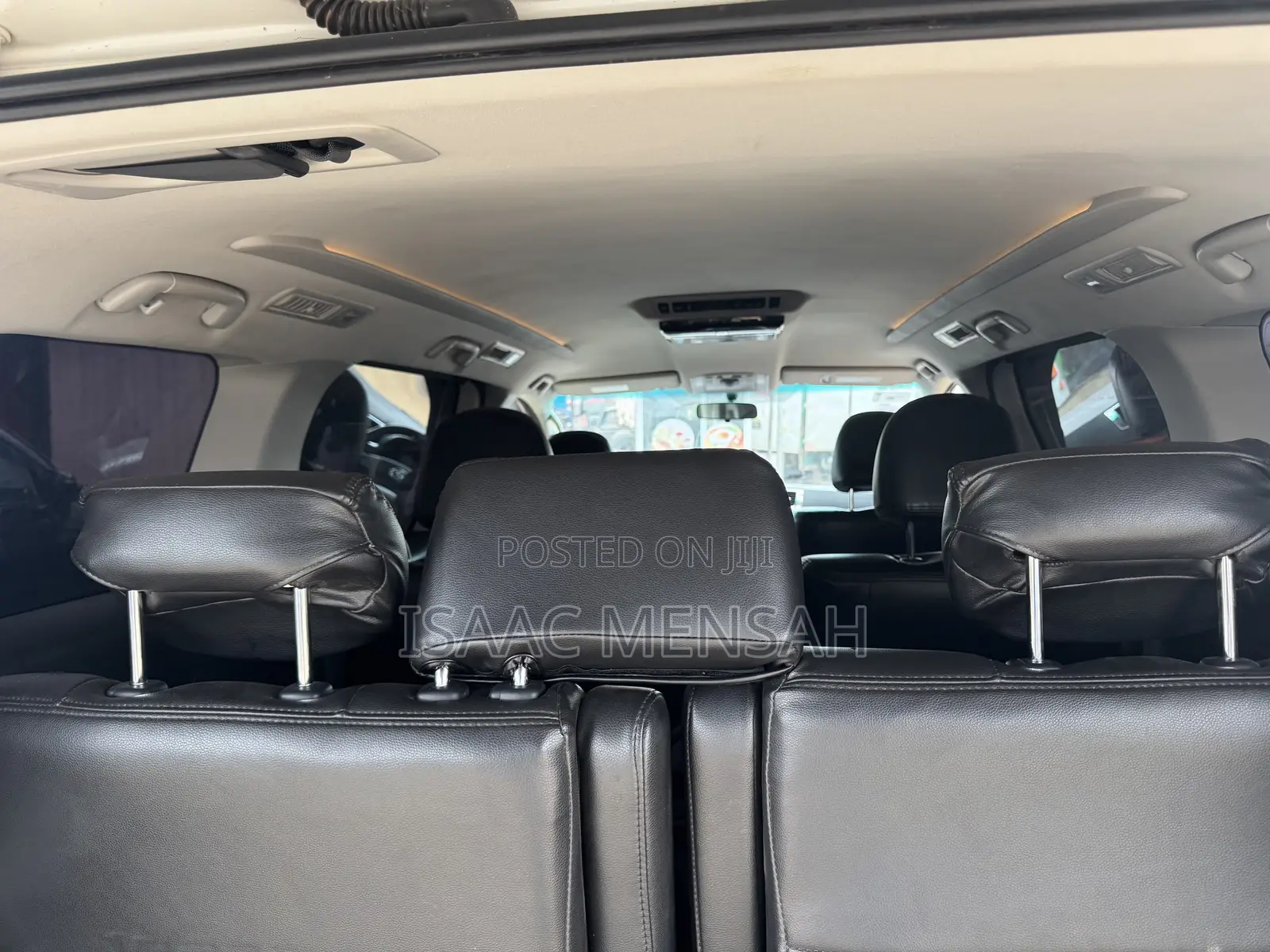 Toyota Vellfire V 2.4 FWD 7-Seater 2012 White