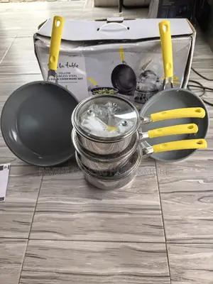 18pcs Stainless Steel With Yellow Handle Cookware Set