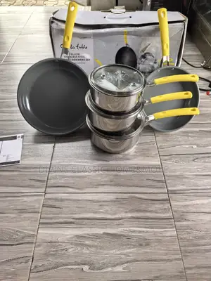 18pcs Stainless Steel With Yellow Handle Cookware Set