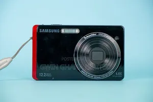 Samsung ST500 Red Digicam: Y2K Selfie Screen, 12.2 MP