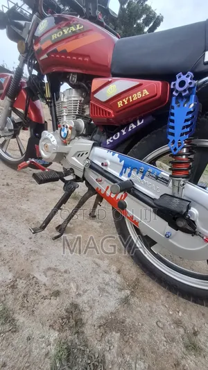 Royal RY125 2025 Red