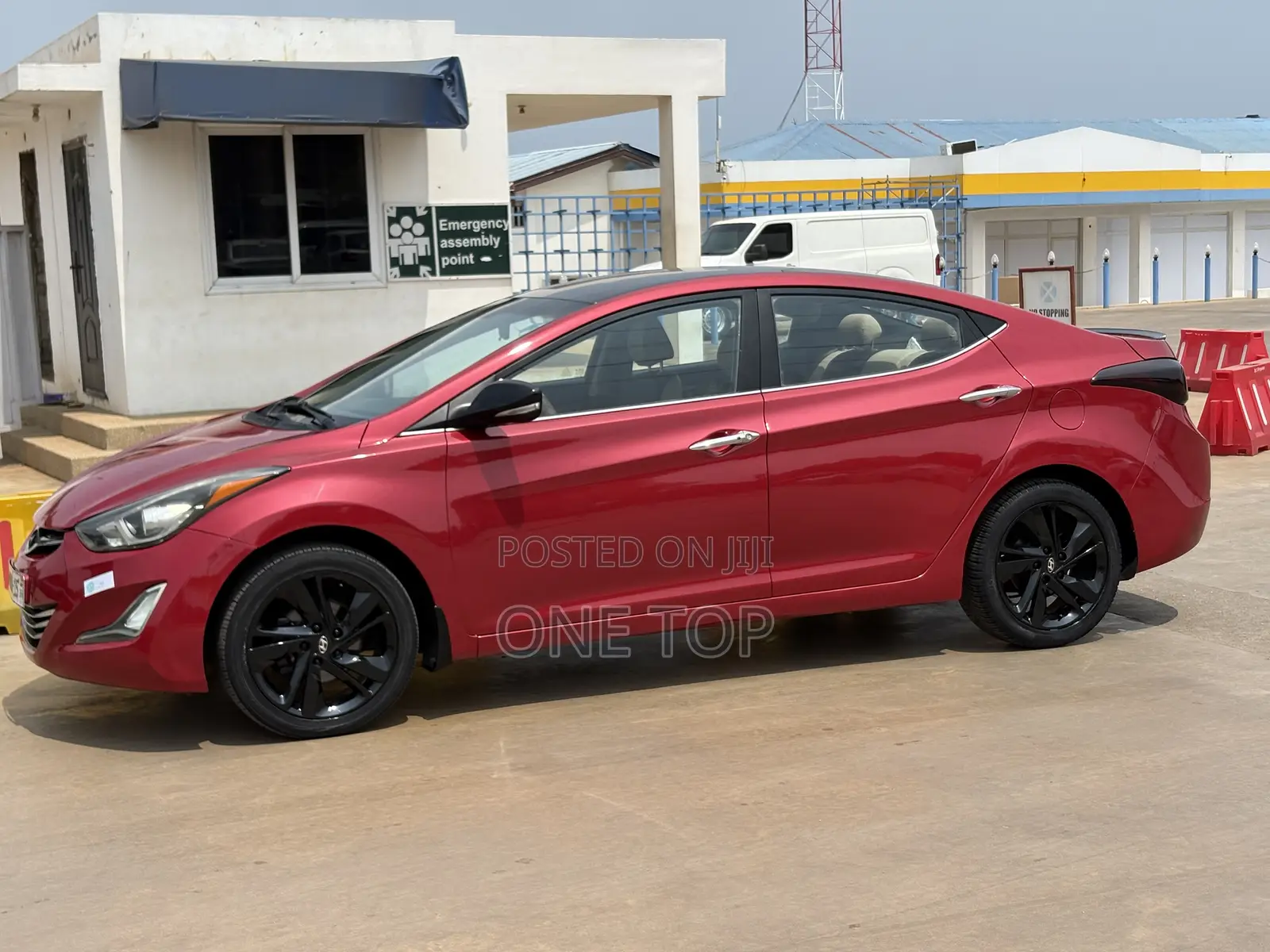 Hyundai Elantra Limited PZEV 4dr Sedan (1.8L 4cyl 6A) 2015 Red