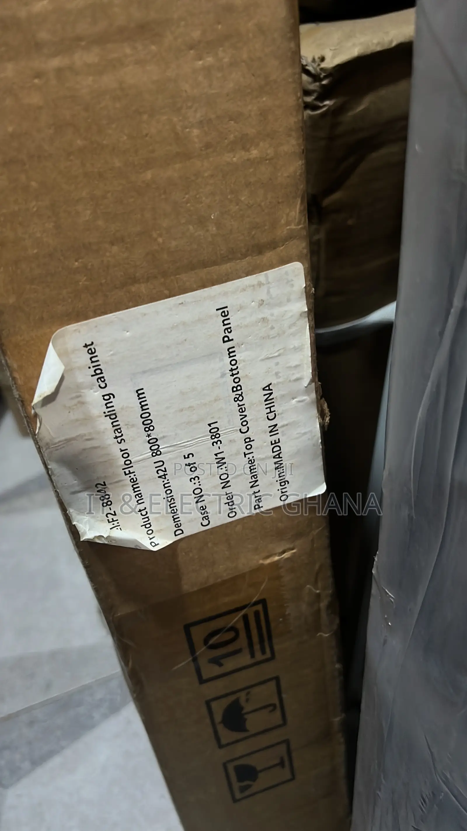 42U Cabinet 800*800