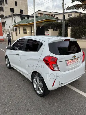 Chevrolet Spark LS 4dr Hatchback (1.2L 4cyl CVT) 2015 White