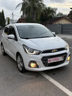Chevrolet Spark LS 4dr Hatchback (1.2L 4cyl CVT) 2015 White