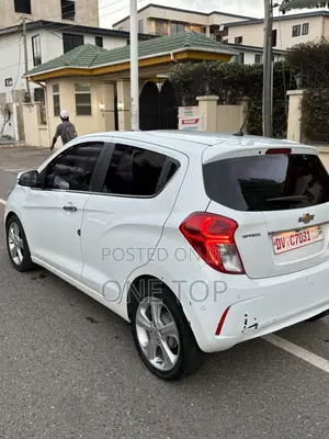 Chevrolet Spark LS 4dr Hatchback (1.2L 4cyl CVT) 2015 White
