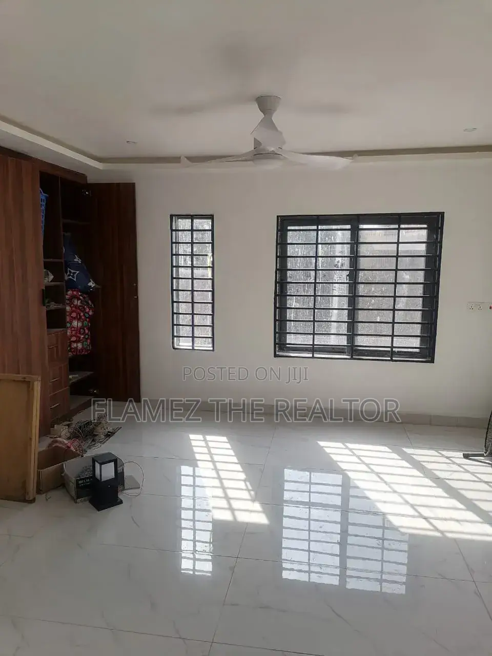 3bdrm House in Reggies Court Estate, Amasaman for sale