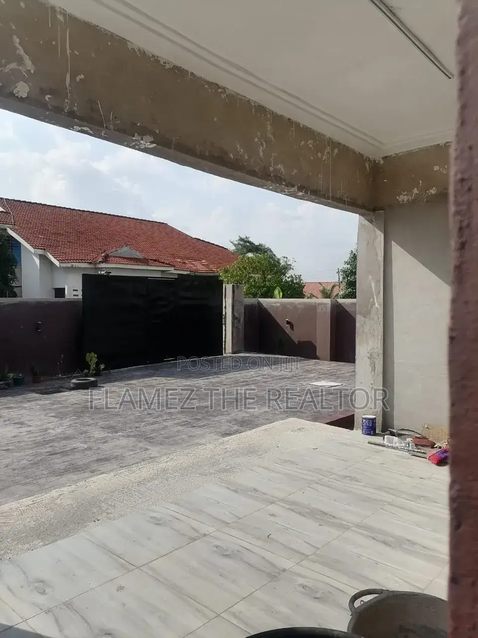 3bdrm House in Reggies Court Estate, Amasaman for sale