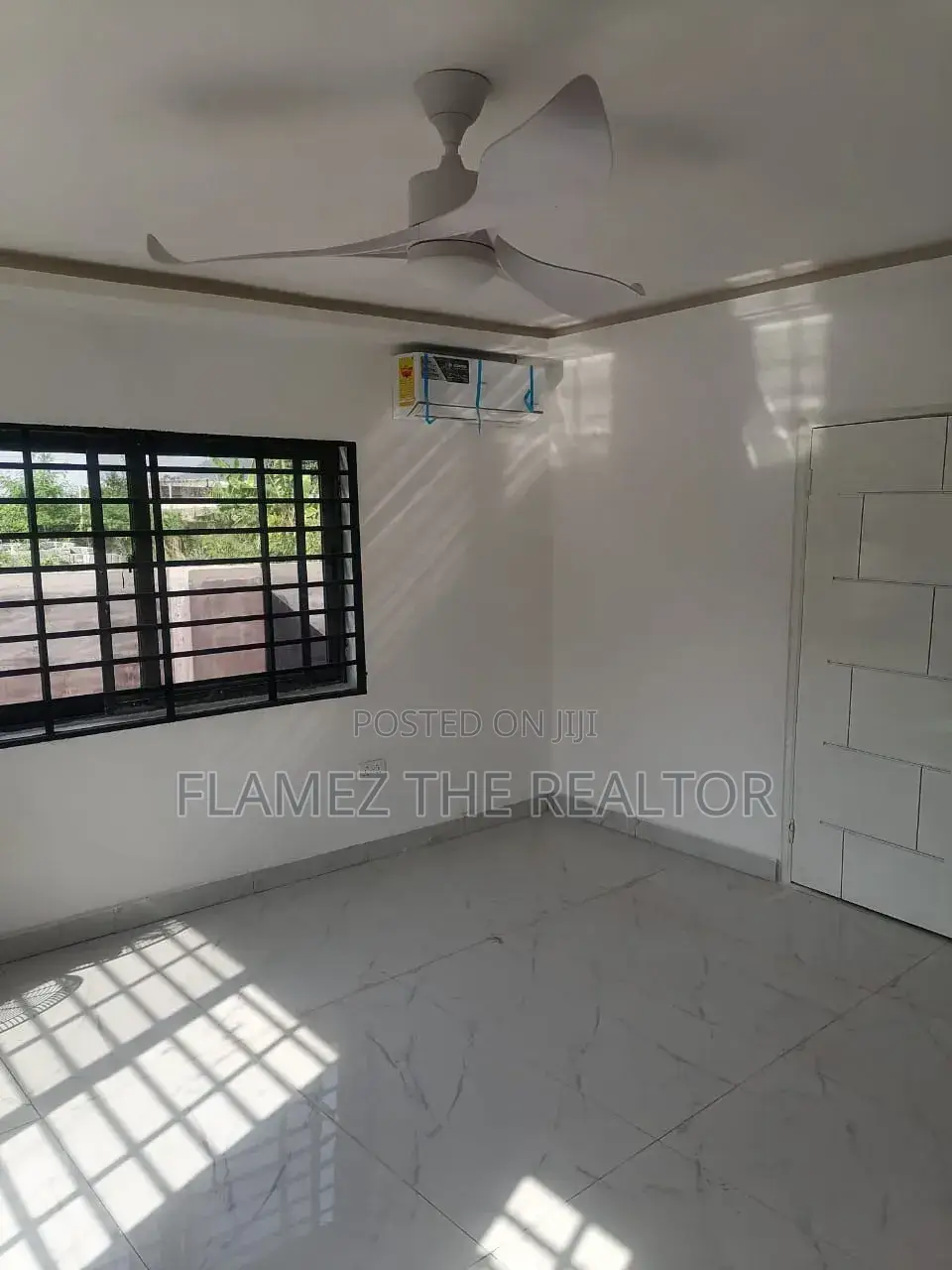 3bdrm House in Reggies Court Estate, Amasaman for sale