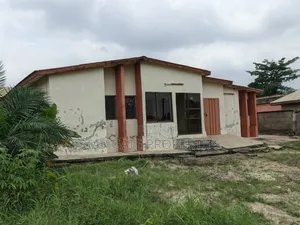 4bdrm House in Antoa Near Kenyasi, Kumasi Metropolitan for sale