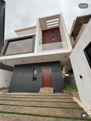4bdrm House in Ab Majesty, Airport Residential Area for sale