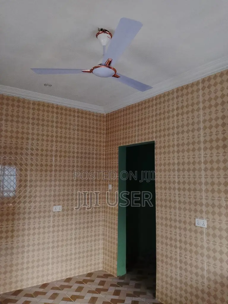 2bdrm House in Adom City, Community 25 for rent