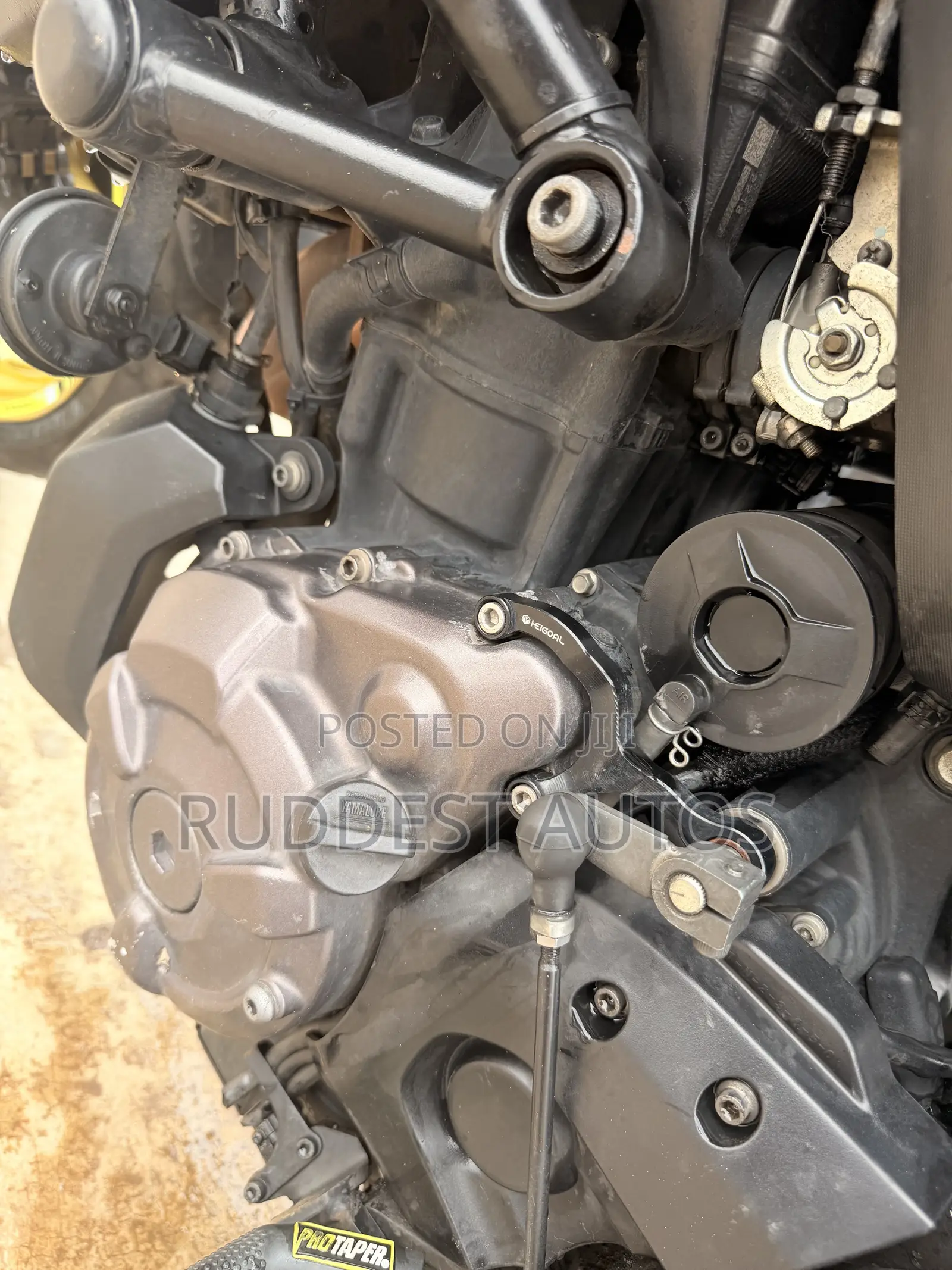 Yamaha 2021 Black