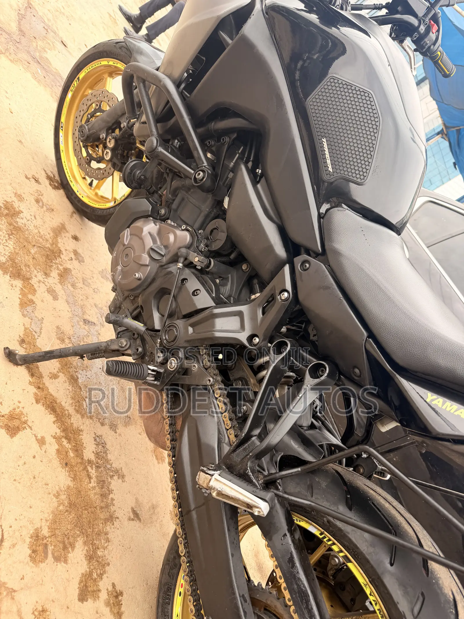 Yamaha 2021 Black