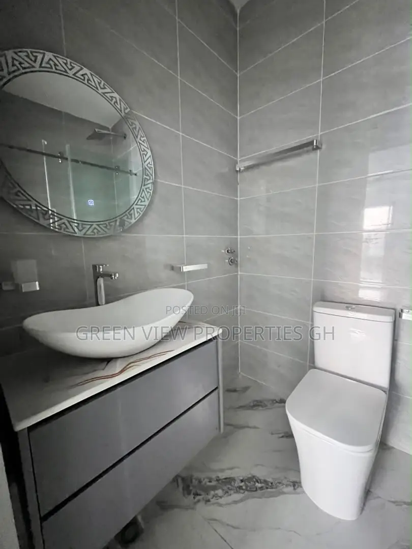 2bdrm Townhouse / Terrace in Ashaley Botwe for rent