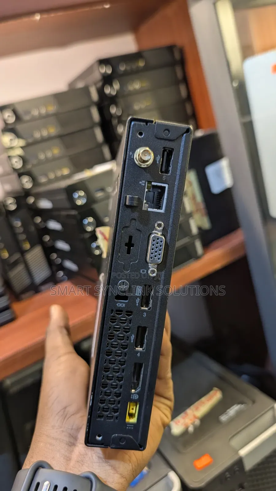 Desktop Computer Lenovo ThinkCentre M710 8GB Intel Core i3 HDD 500GB