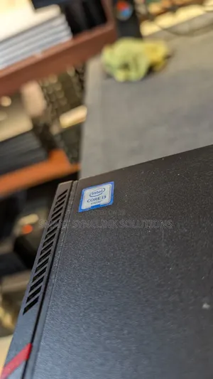 Desktop Computer Lenovo ThinkCentre M700 8GB Intel Core i3 SSD 128GB